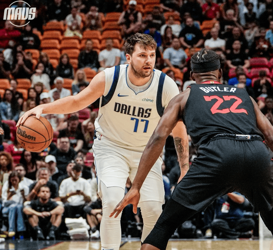 南宫电竞赛事-包含达拉斯独行侠内部会议纪要流出——关键时刻防线松动；NBA总决赛使命明确；资深球员宣示担当的词条