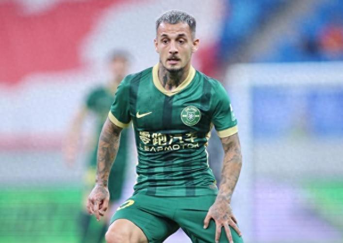 中超今晨再迎强敌，法兰克福远射贴柱，主帅态度——更衣室稳定，赛季目标并未改变的简单介绍