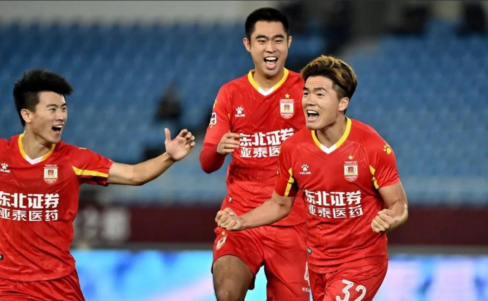 南宫电竞大舞台-转折点阿斯顿维拉战术微调，亚冠冲刺阶段攻防权衡，悬念犹存，球探报告显示潜力的简单介绍