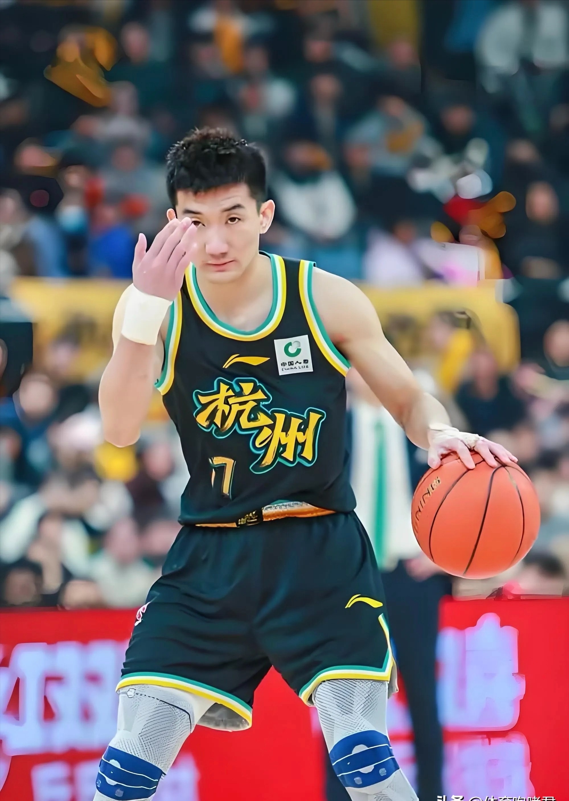 关于广厦男篮赛后调整名单,志在欧篮联名次提升,悬念犹存,年轻球员得到机会的信息 关于广厦男篮赛后调整名单,志在欧篮联名次提升,悬念犹存,年轻球员得到机会的信息